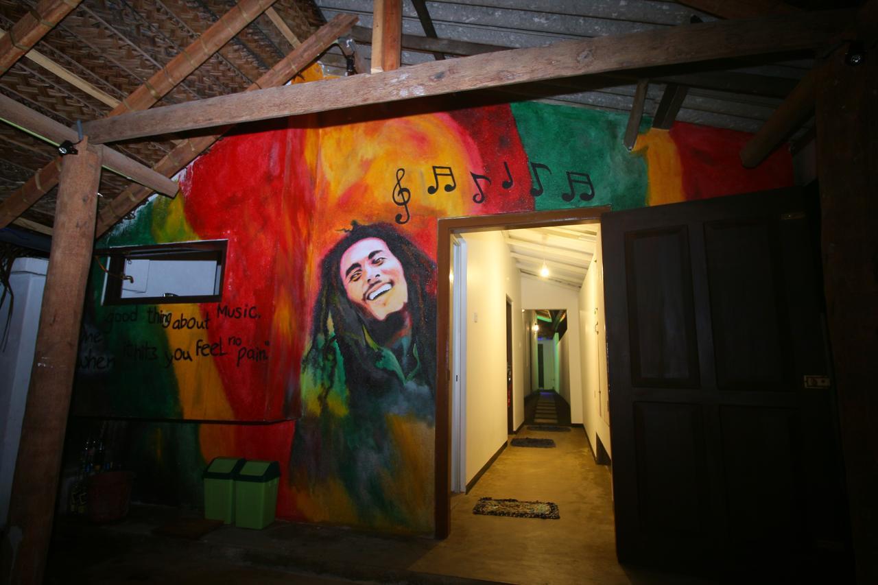 Backpack Beach Hostel & Reggae Bar Bussa 外观 照片